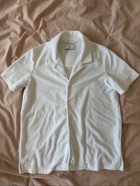 Aritzia TNA White Short-Sleeve Terry Cloth Button-Down Shirt